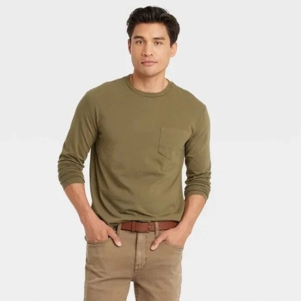 Goodfellow & Co™ Dill Pickle Men's Standard Fit Crewneck Long Sleeve T-Shirt